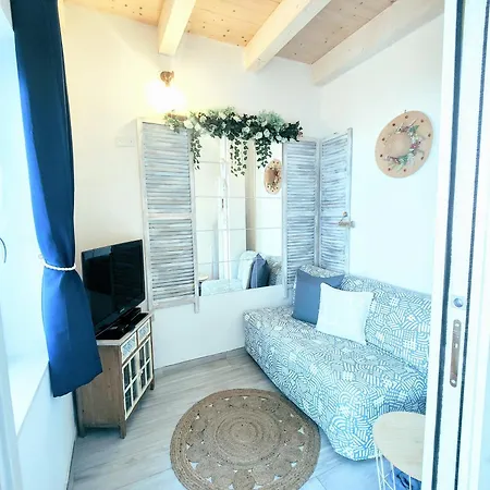 Rifugio Di Giusy, With Swimming Pool *